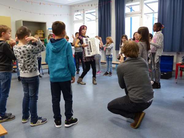 MUBIKIN Unterricht in der Friedrich-Wilhelm-Herschel Grundschule